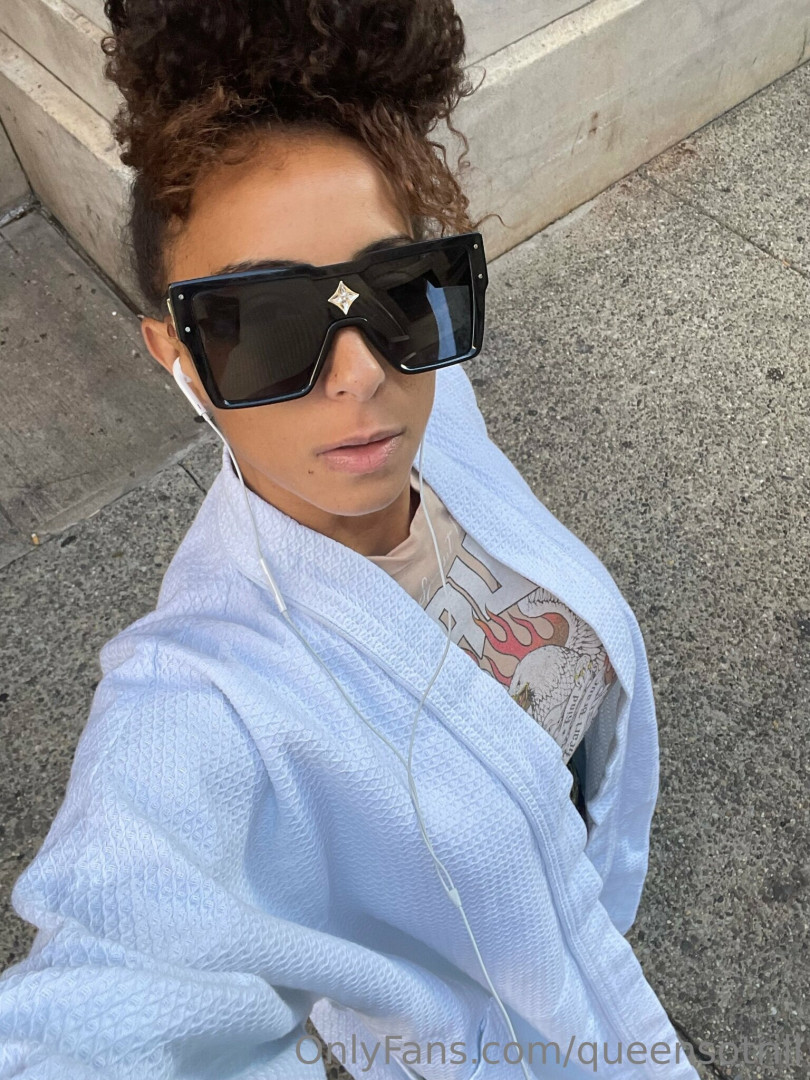 Photo by queensotrill published on July 28,2023 18:46:33 - BestThots