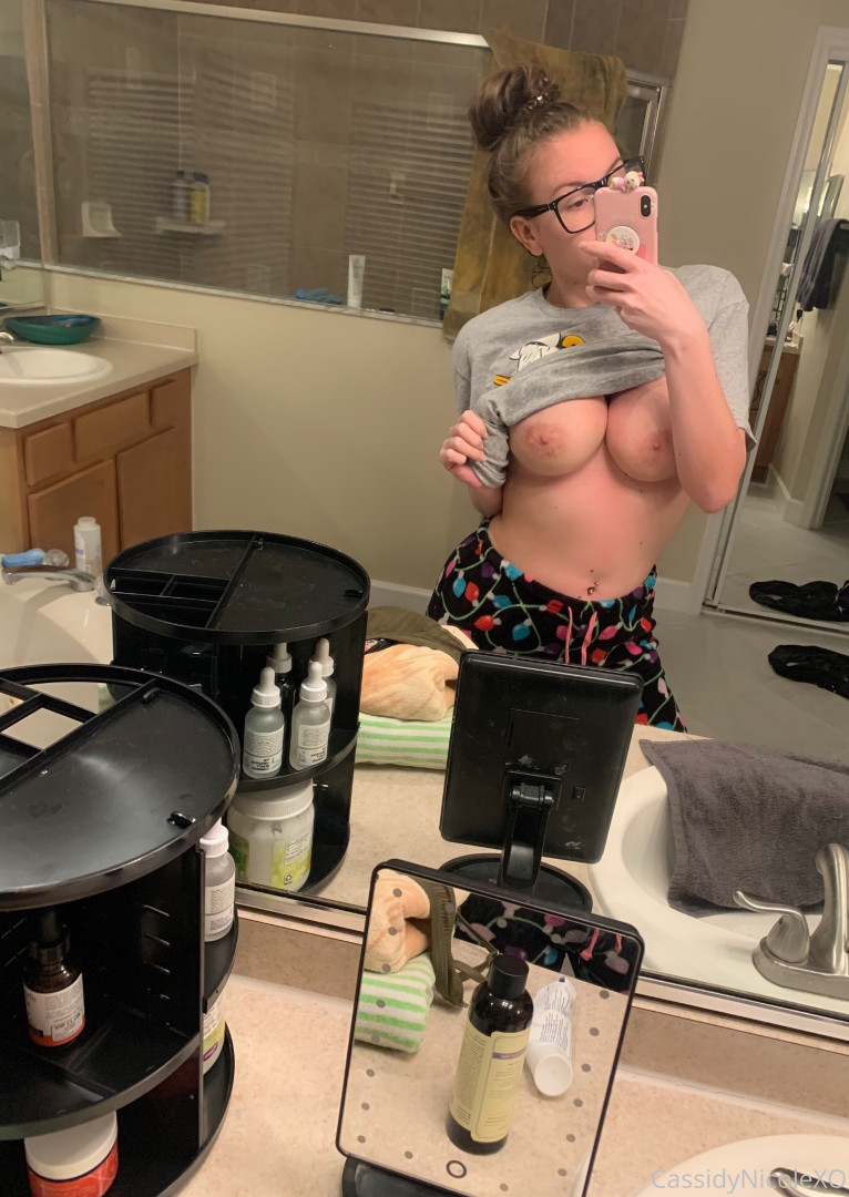 Photo by cassidynicolexo published on October 16,2023 11:27:56 - BestThots