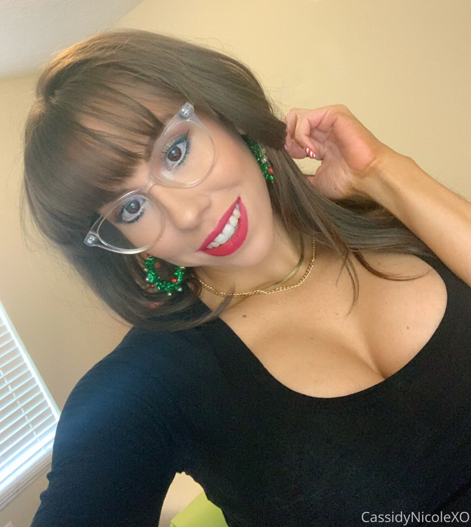 Photo by cassidynicolexo published on October 16,2023 12:01:11 - BestThots