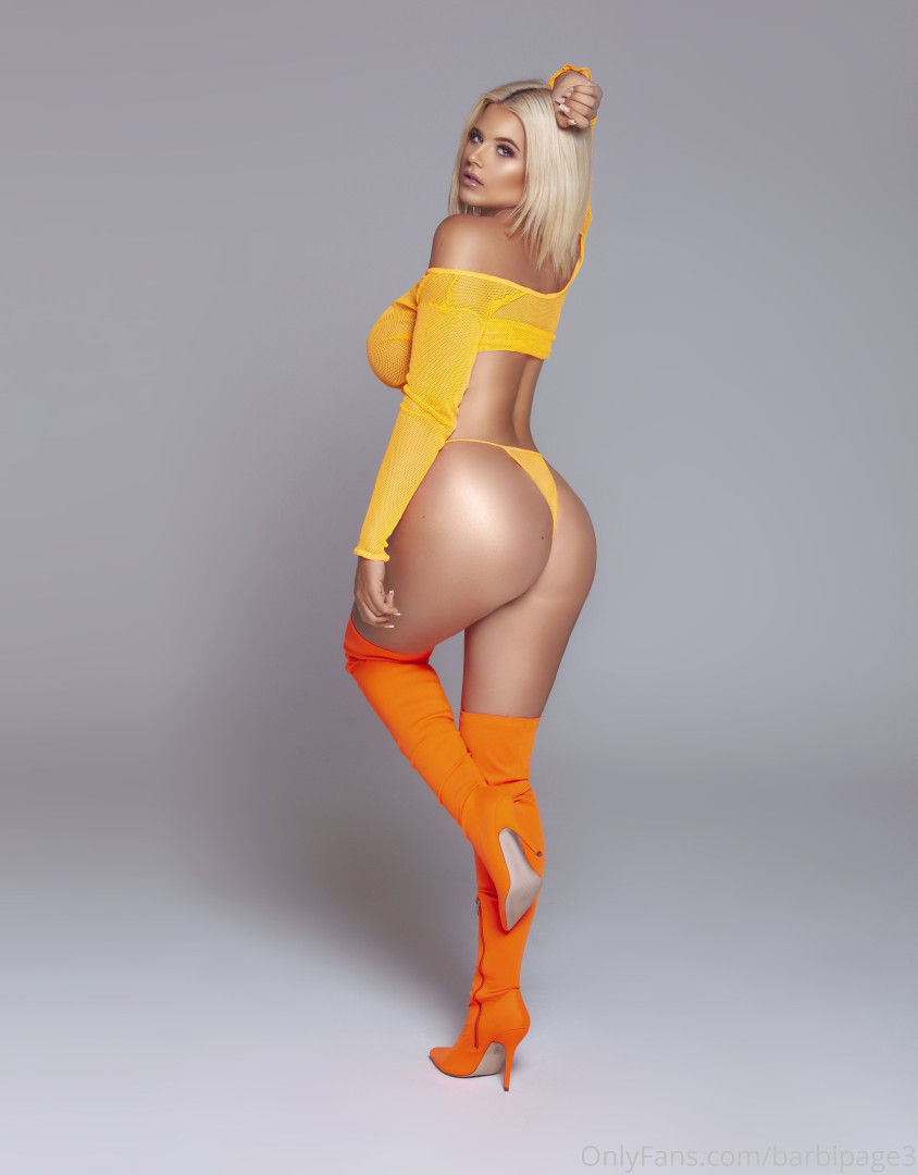 Photo by barbipage3 published on December 9,2023 18:50:44 - BestThots