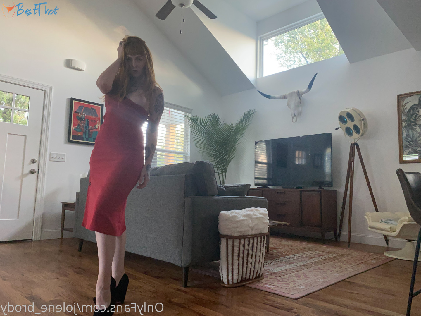 Photo by jolene_brody published on December 13,2024 21:04:16 - BestThots