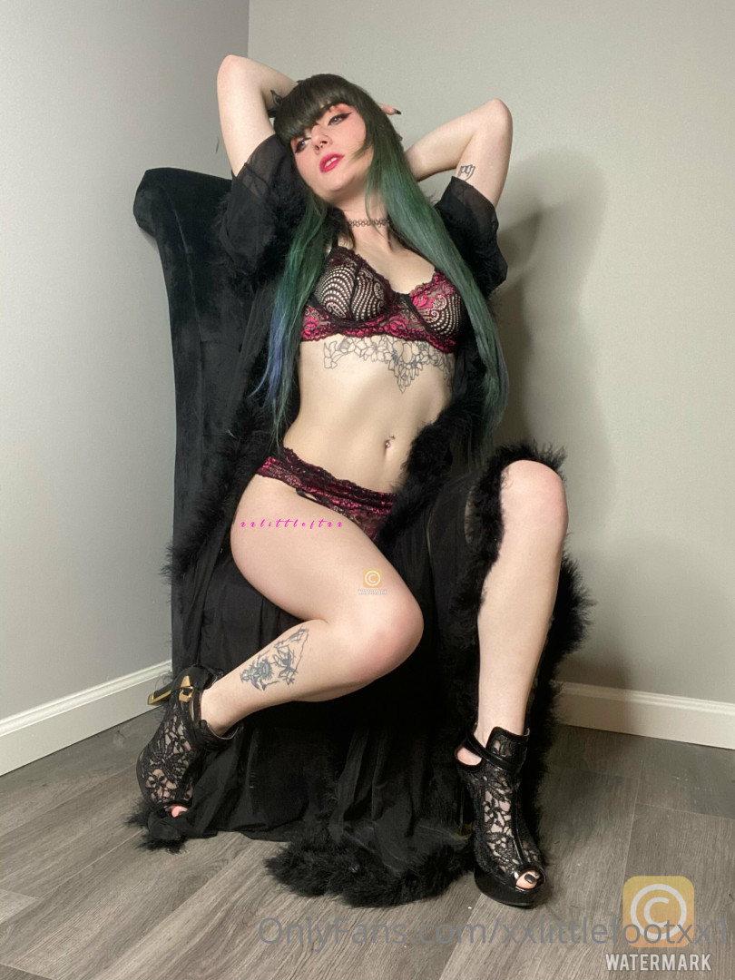 Photo by xxlittlefootxx1 published on July 24,2023 23:04:13 - BestThots