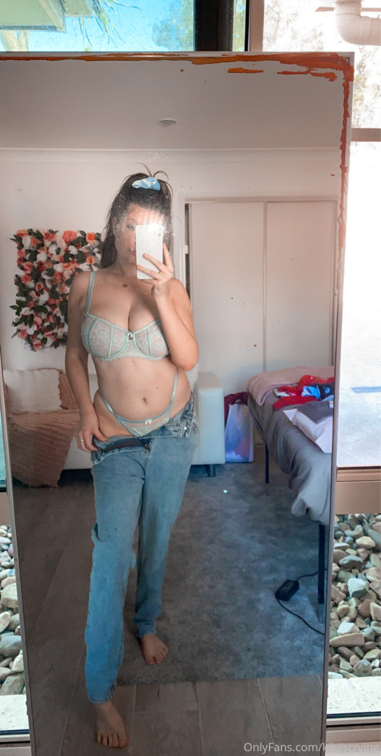 Photo by kikiii.isabella published on October 16,2023 03:28:43 - BestThots