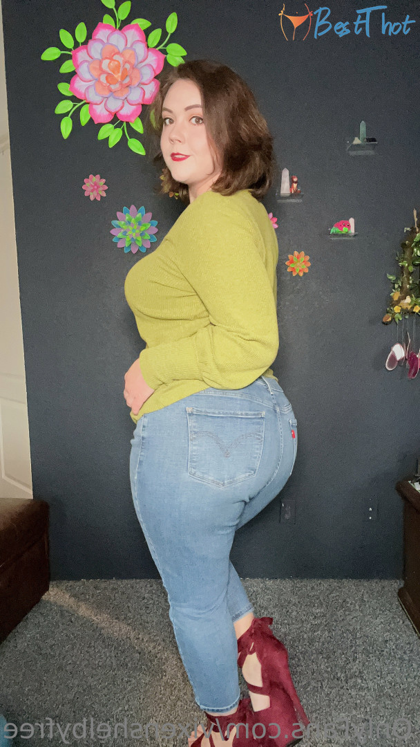 Photo by vixenshelbyfree published on December 19,2024 20:09:38 - BestThots