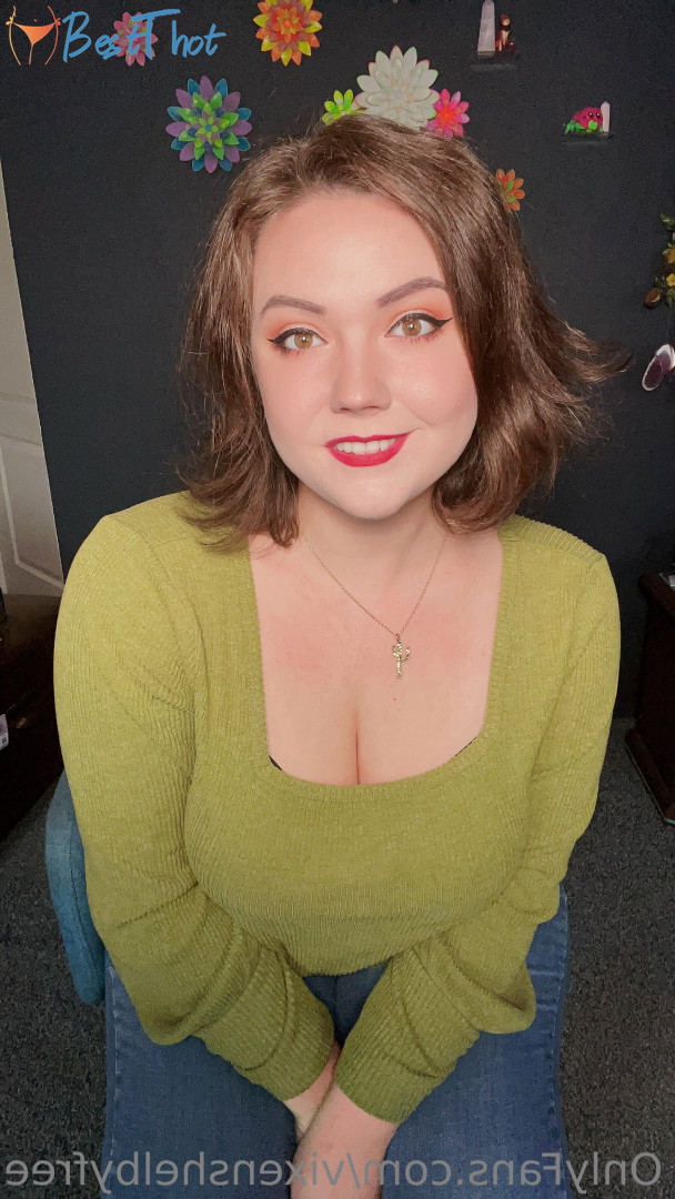 Photo by vixenshelbyfree published on December 19,2024 20:09:53 - BestThots