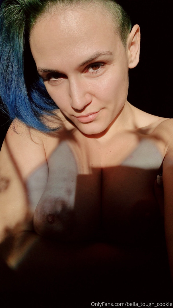 Photo by bella_tough_cookie published on December 11,2023 04:55:04 - BestThots