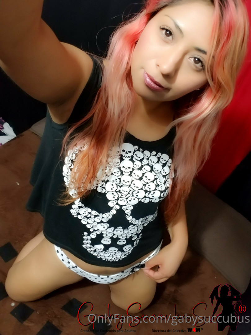 Photo by gabysuccubus published on January 14,2024 00:33:11 - BestThots
