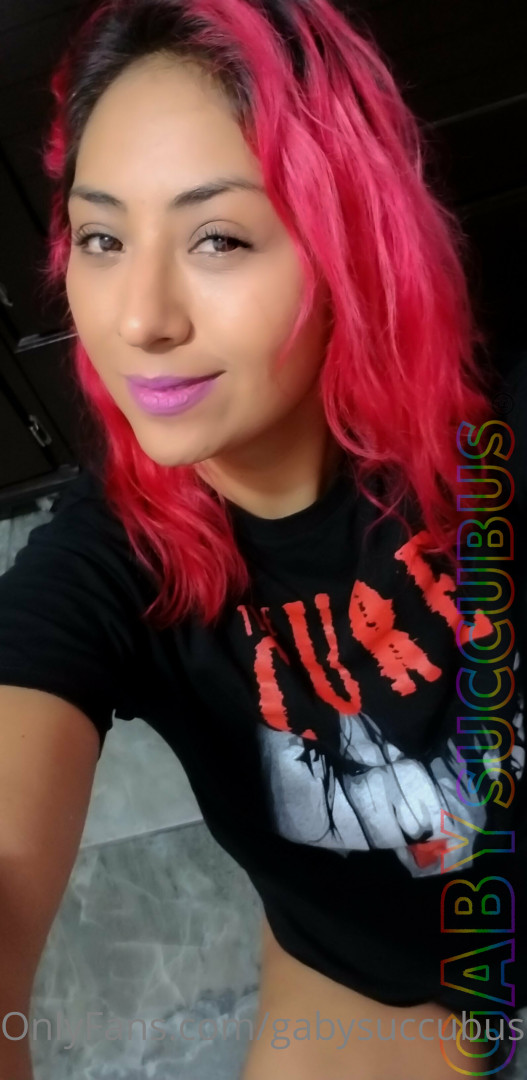 Photo by gabysuccubus published on January 14,2024 00:47:21 - BestThots