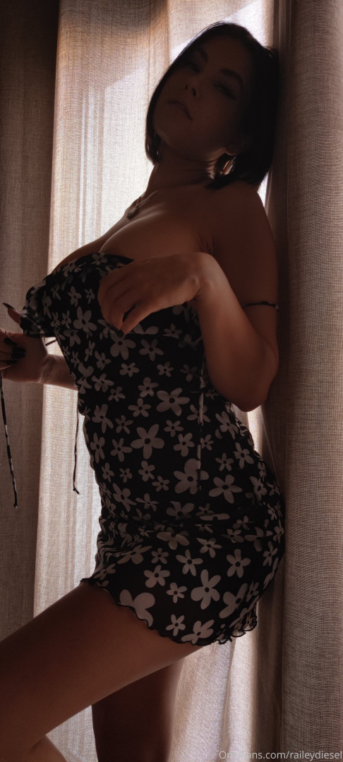 Photo by raileytv published on October 17,2023 06:54:54 - BestThots