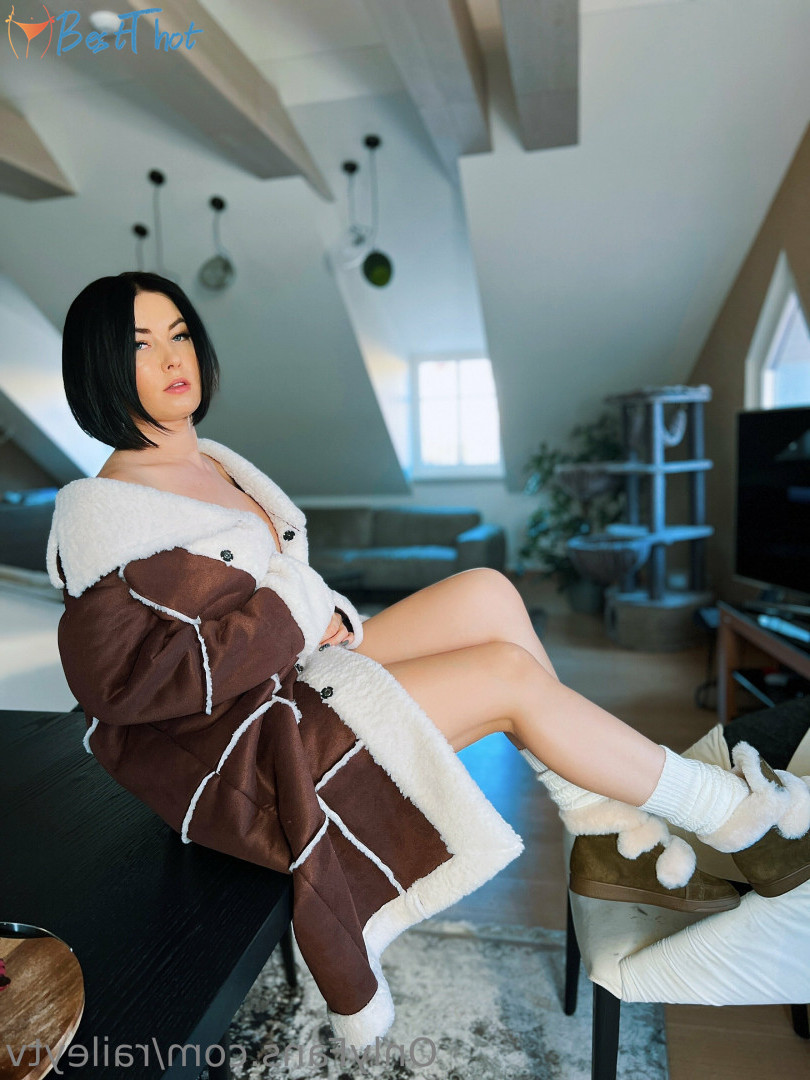 Photo by raileytv published on December 12,2024 10:02:01 - BestThots