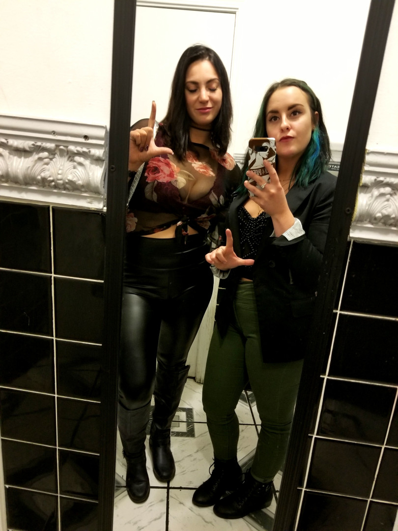 Photo by anacondanoire published on November 21,2023 08:59:18 - BestThots