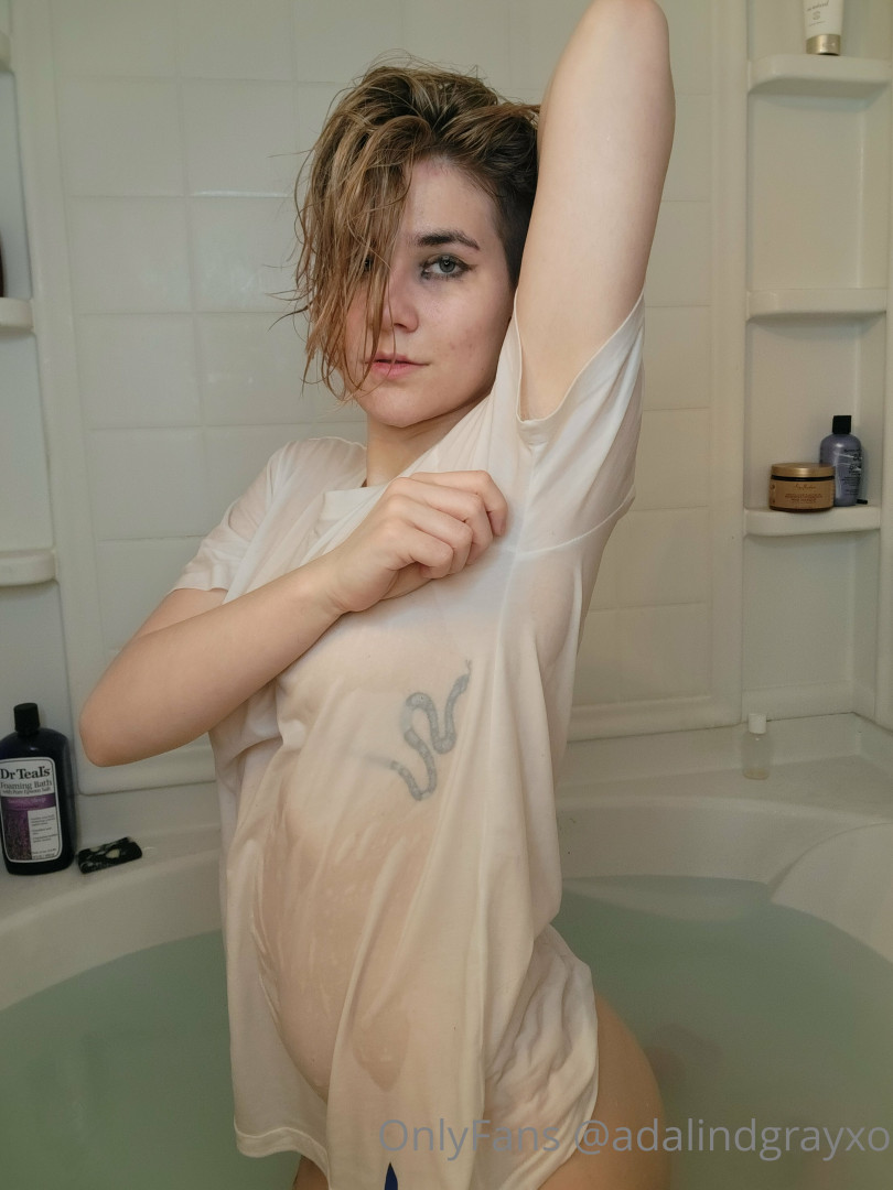 Photo by adalindgrayxo published on July 22,2023 20:23:32 - BestThots