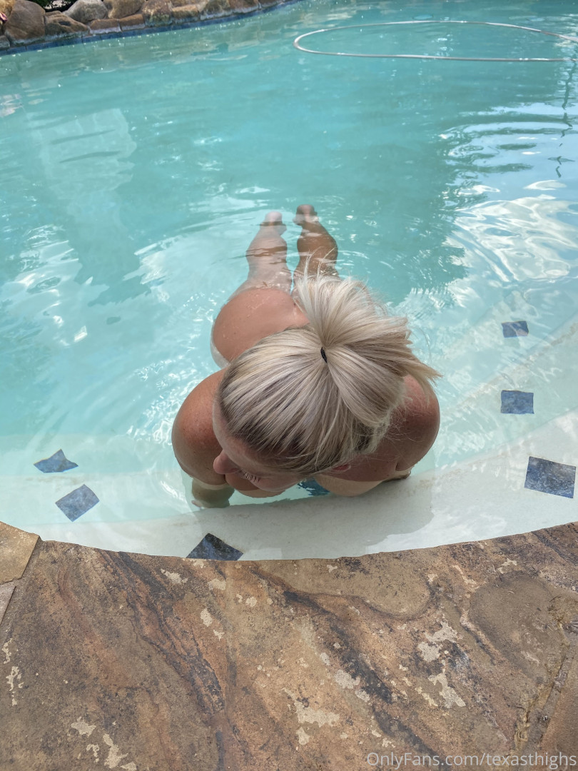 Photo by texasthighs published on June 4,2023 13:47:08 - BestThots