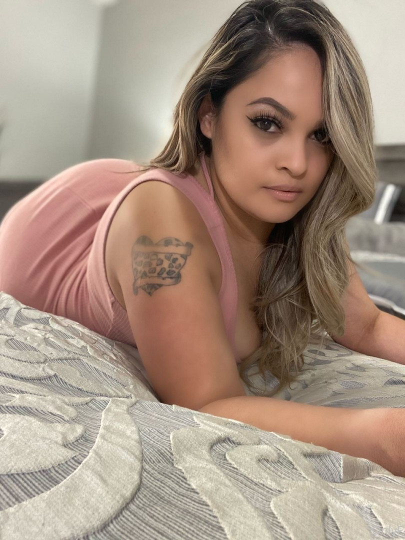 Photo by boricuabootyy published on December 10,2023 17:53:05 - BestThots