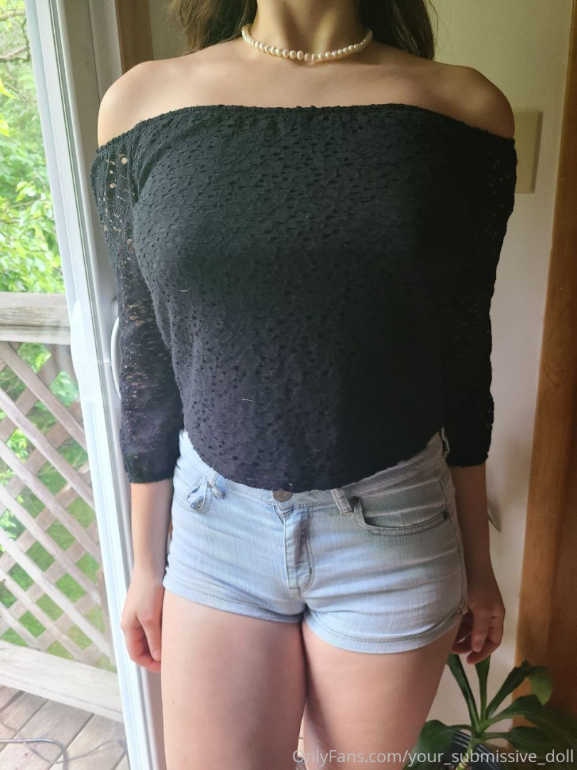 Photo by your_submissive_doll published on August 9,2023 13:49:36 - BestThots