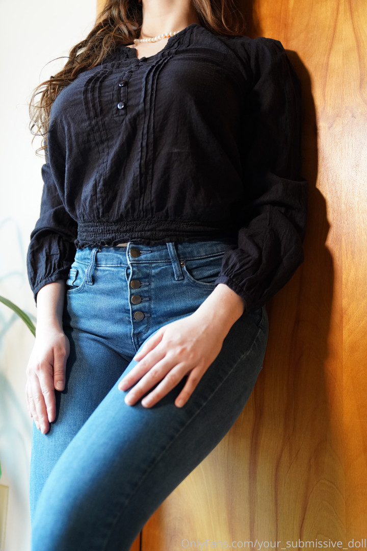 Photo by your_submissive_doll published on August 9,2023 13:53:32 - BestThots