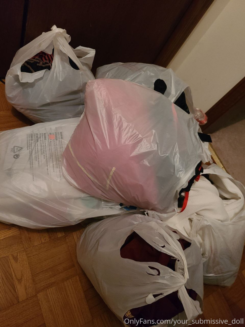 Photo by your_submissive_doll published on August 9,2023 13:53:48 - BestThots