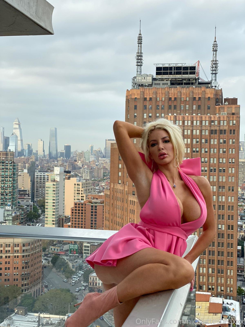 Photo by nicolettesheasquad published on August 19,2023 05:05:29 - BestThots