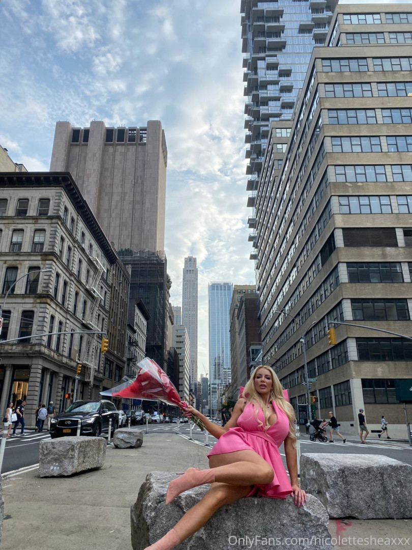 Photo by nicolettesheasquad published on August 19,2023 05:08:09 - BestThots