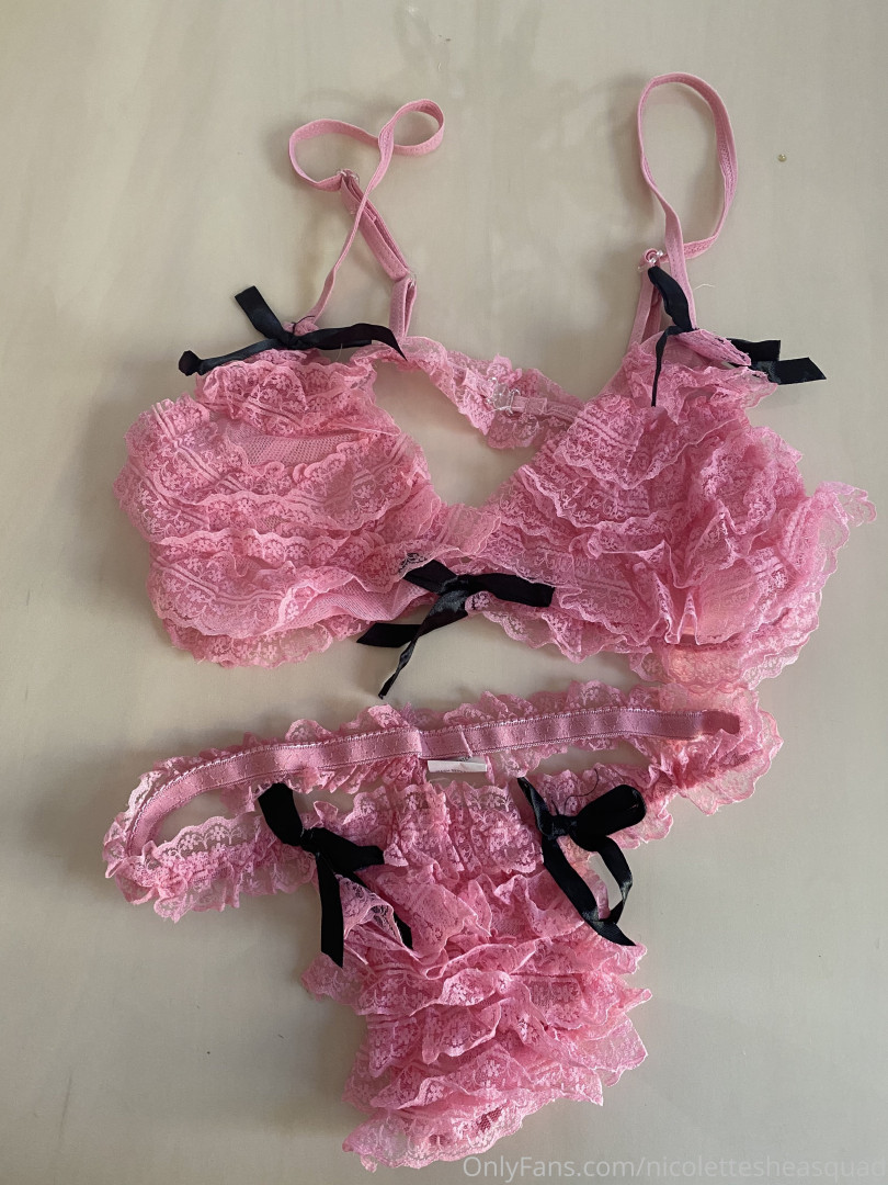 Photo by nicolettesheasquad published on August 19,2023 05:23:03 - BestThots