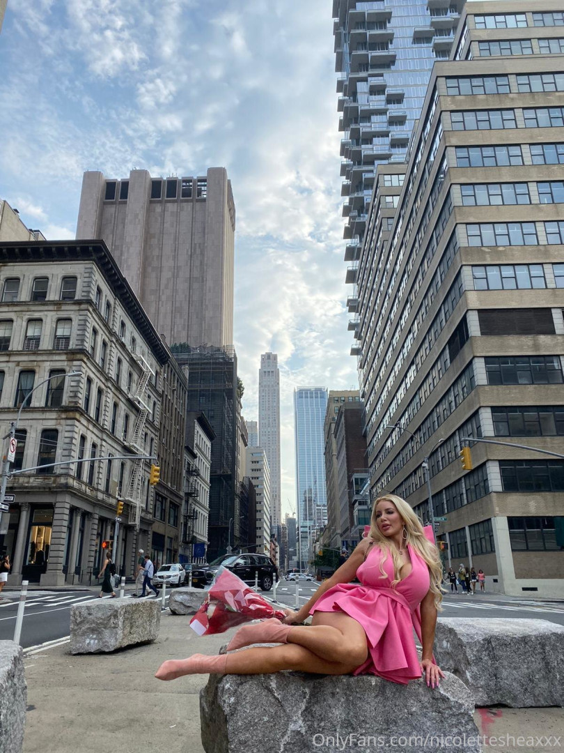 Photo by nicolettesheasquad published on August 19,2023 05:23:33 - BestThots