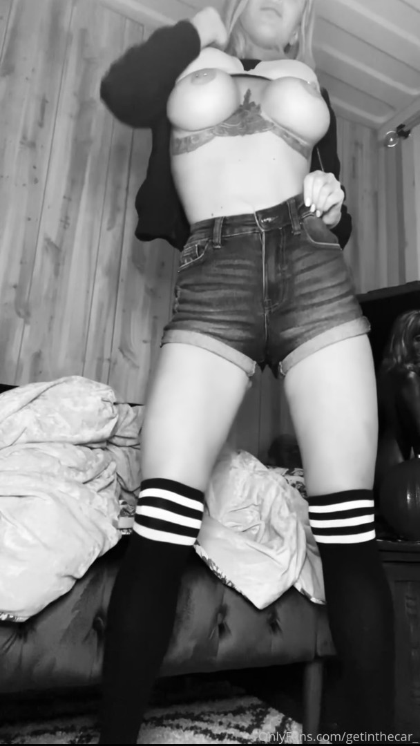 Photo by getinthecar_ published on August 30,2023 02:30:30 - BestThots