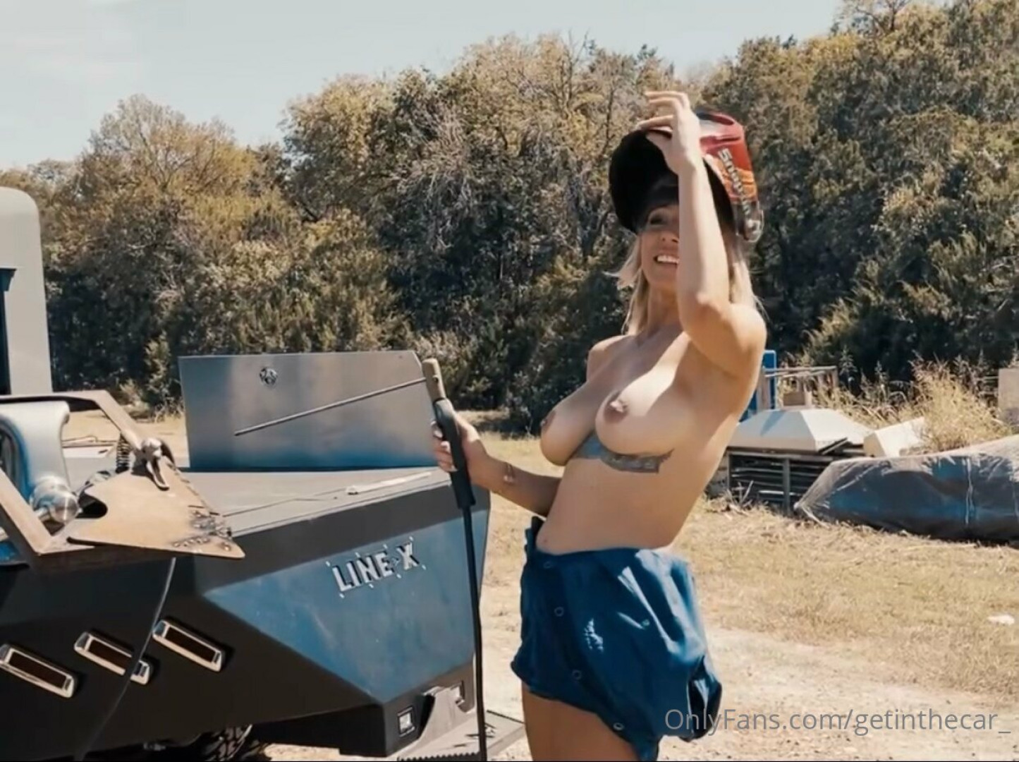 Photo by getinthecar_ published on August 30,2023 04:03:56 - BestThots