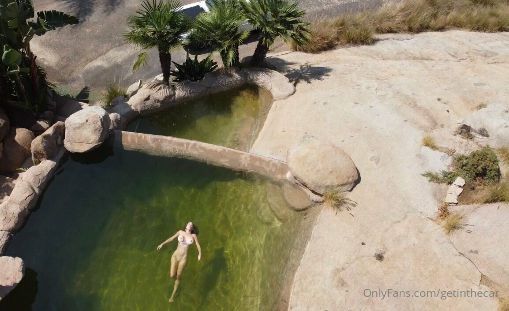 Photo by getinthecar_ published on August 30,2023 05:58:17 - BestThots