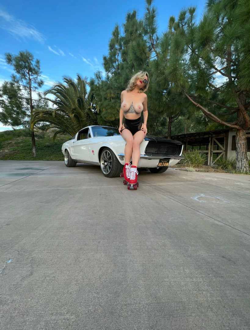 Photo by getinthecar_ published on August 30,2023 07:22:46 - BestThots