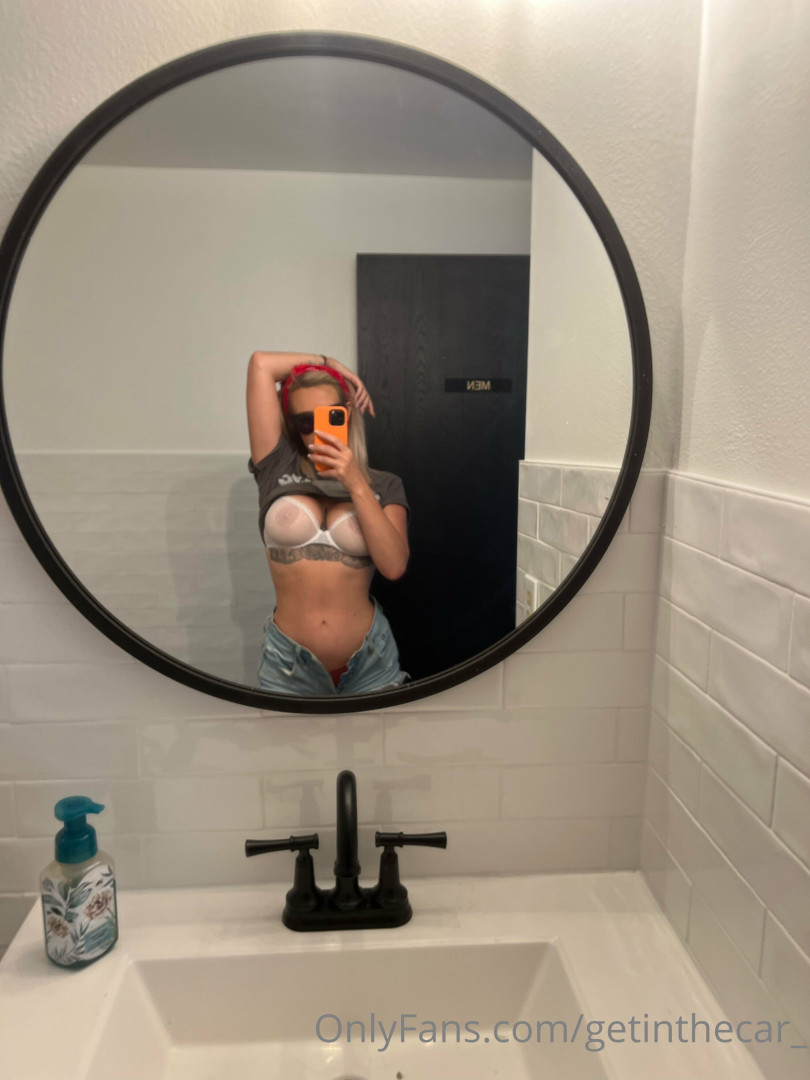 Photo by getinthecar_ published on August 30,2023 08:09:57 - BestThots