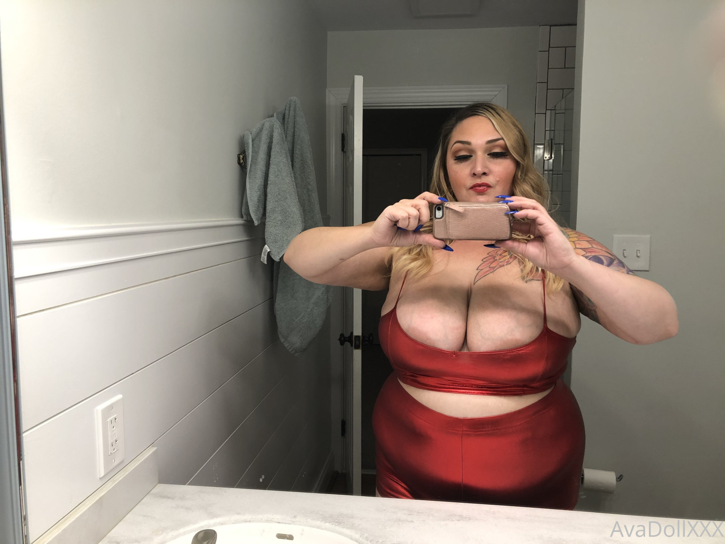 Photo by avadollxxx published on May 30,2023 19:51:37 - BestThots