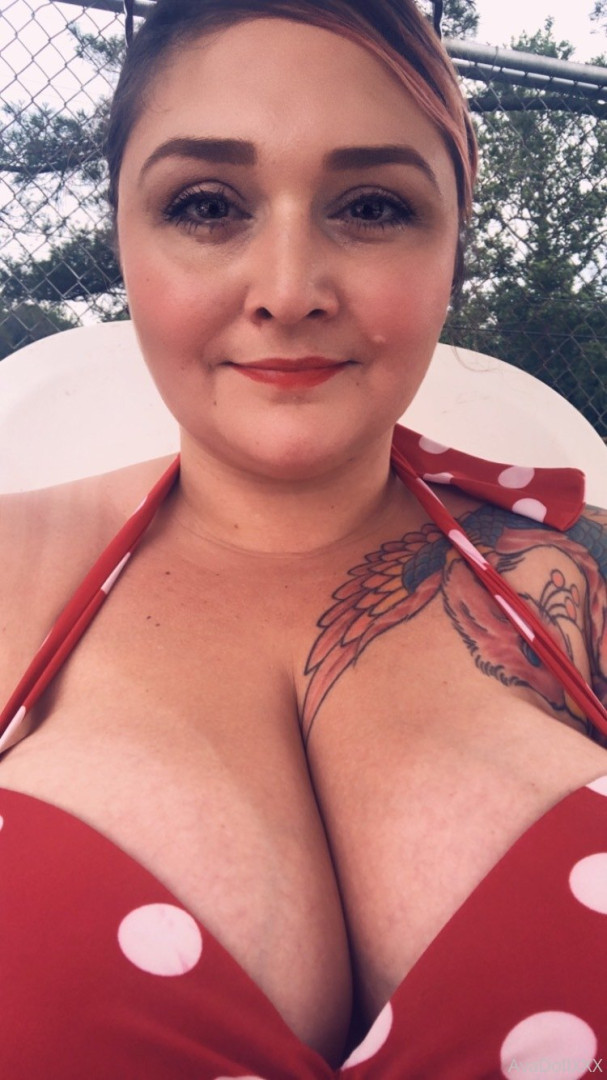 Photo by avadollxxx published on May 30,2023 19:53:17 - BestThots