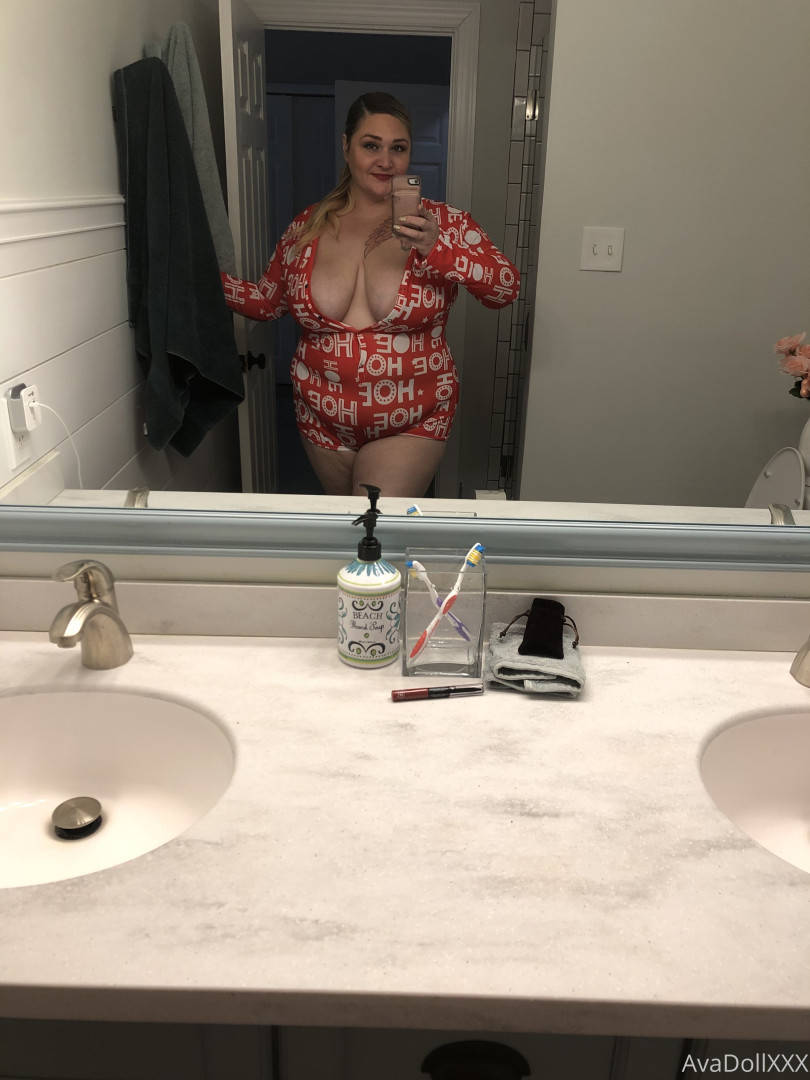 Photo by avadollxxx published on May 30,2023 20:01:10 - BestThots