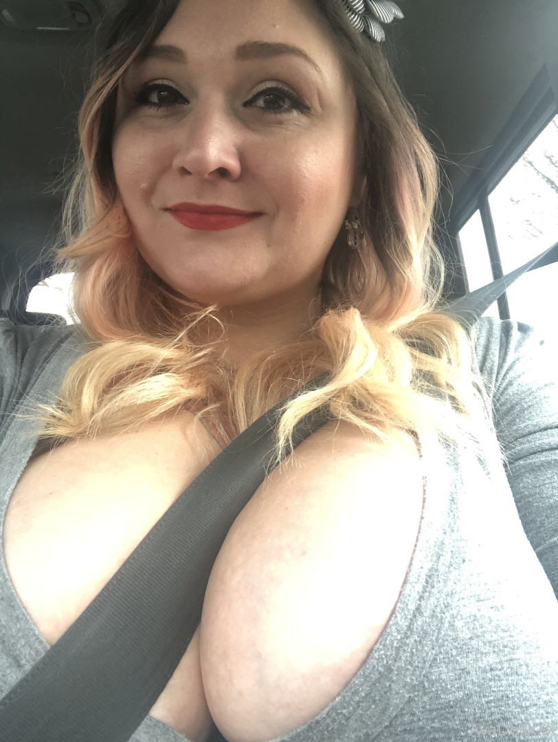 Photo by avadollxxx published on May 30,2023 20:01:22 - BestThots