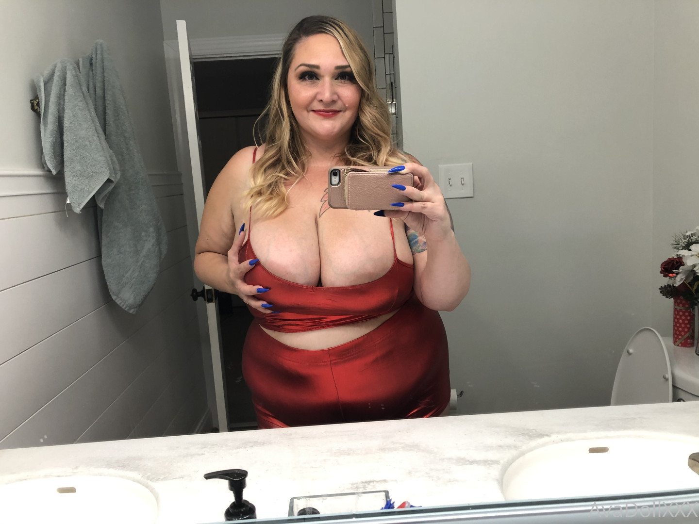 Photo by avadollxxx published on May 30,2023 20:04:06 - BestThots