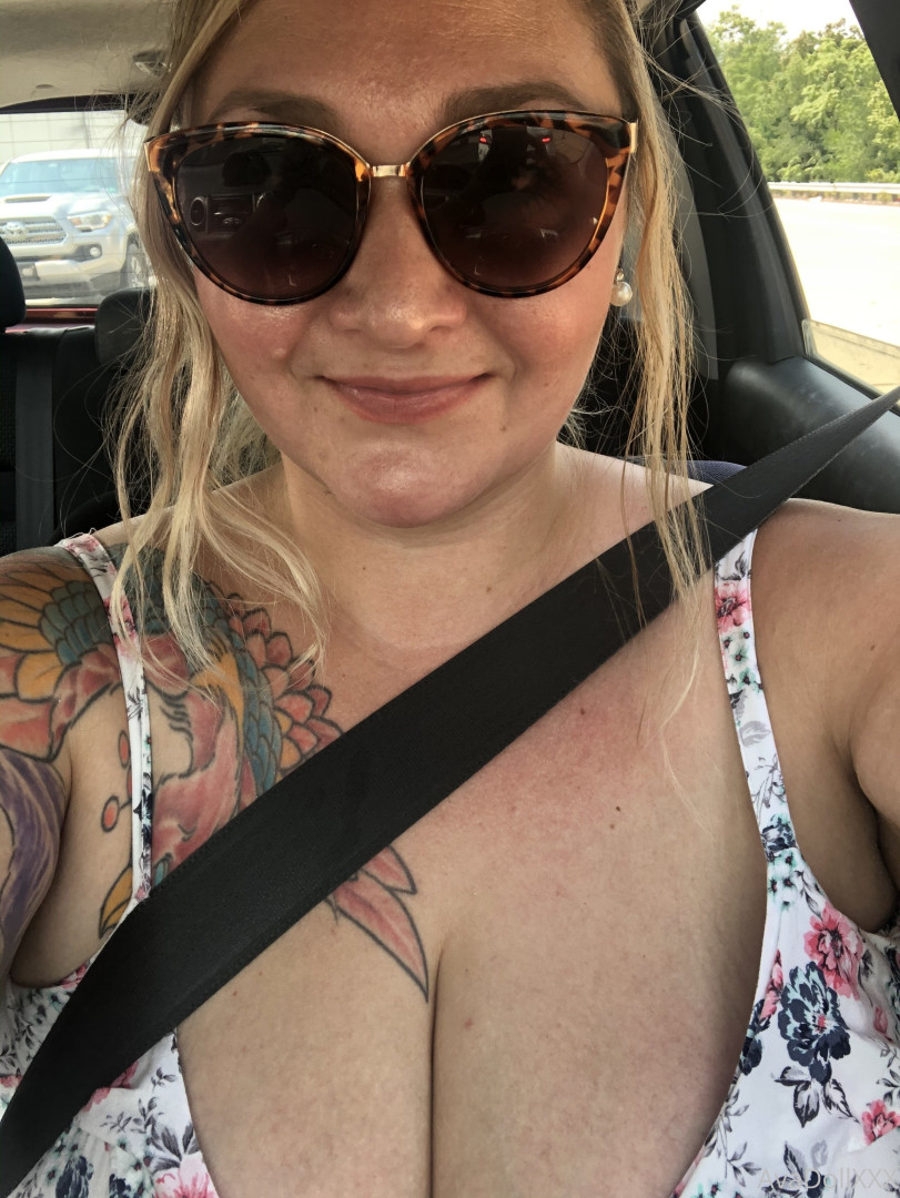 Photo by avadollxxx published on May 30,2023 20:06:27 - BestThots