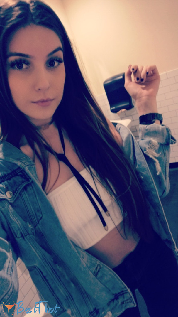 Photo by lexiidomme published on December 23,2024 05:09:23 - BestThots