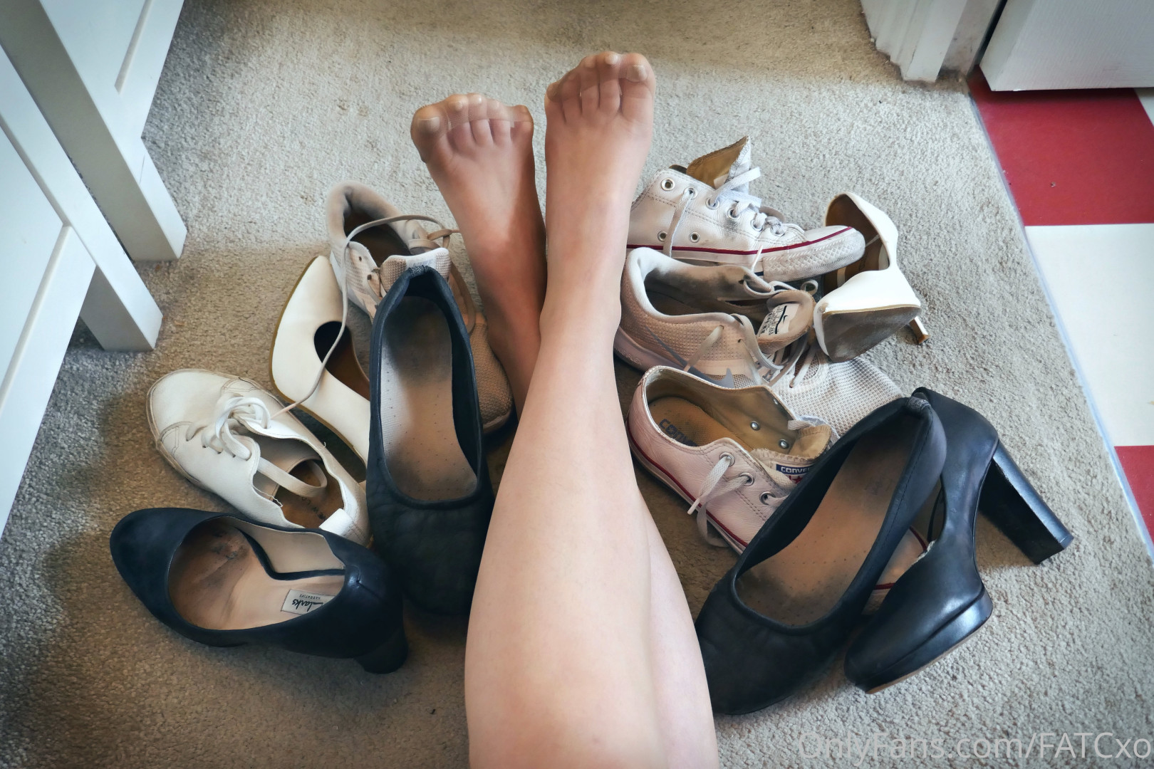 Photo by the_legs_next_door published on June 4,2023 12:46:48 - BestThots