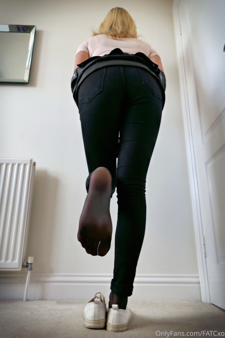 Photo by the_legs_next_door published on June 4,2023 12:52:29 - BestThots