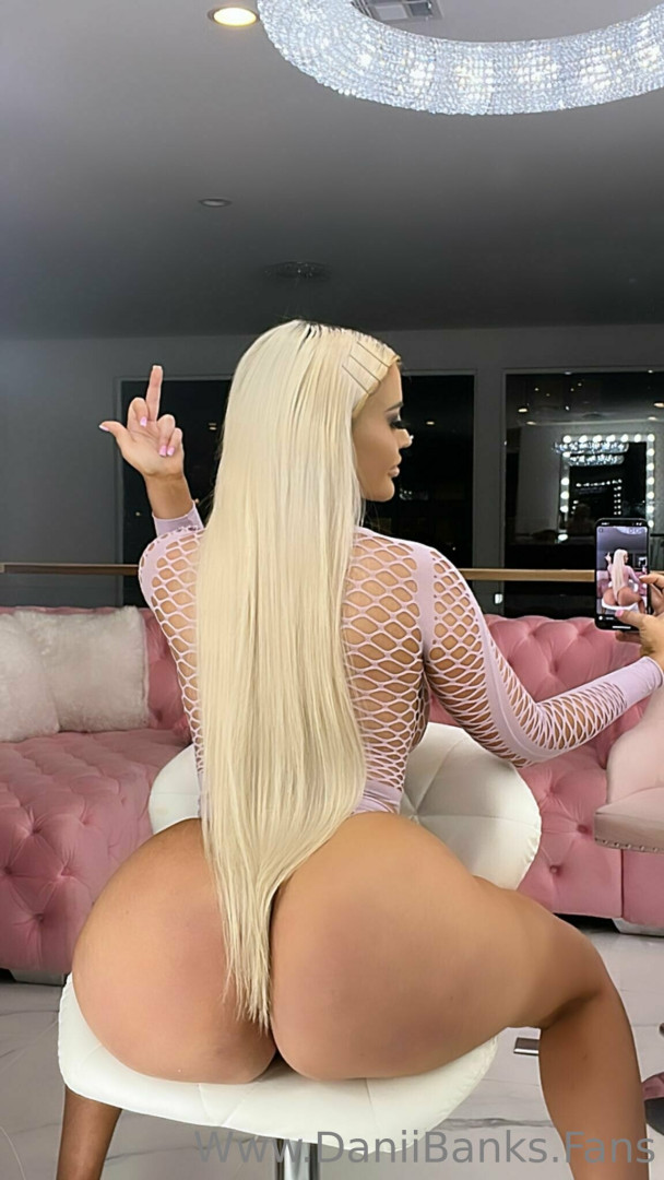 Photo by daniibanksvip published on September 1,2023 13:30:05 - BestThots