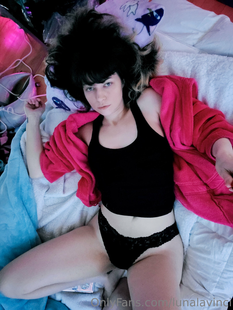 Photo by lunalavinci published on May 22,2023 07:21:58 - BestThots
