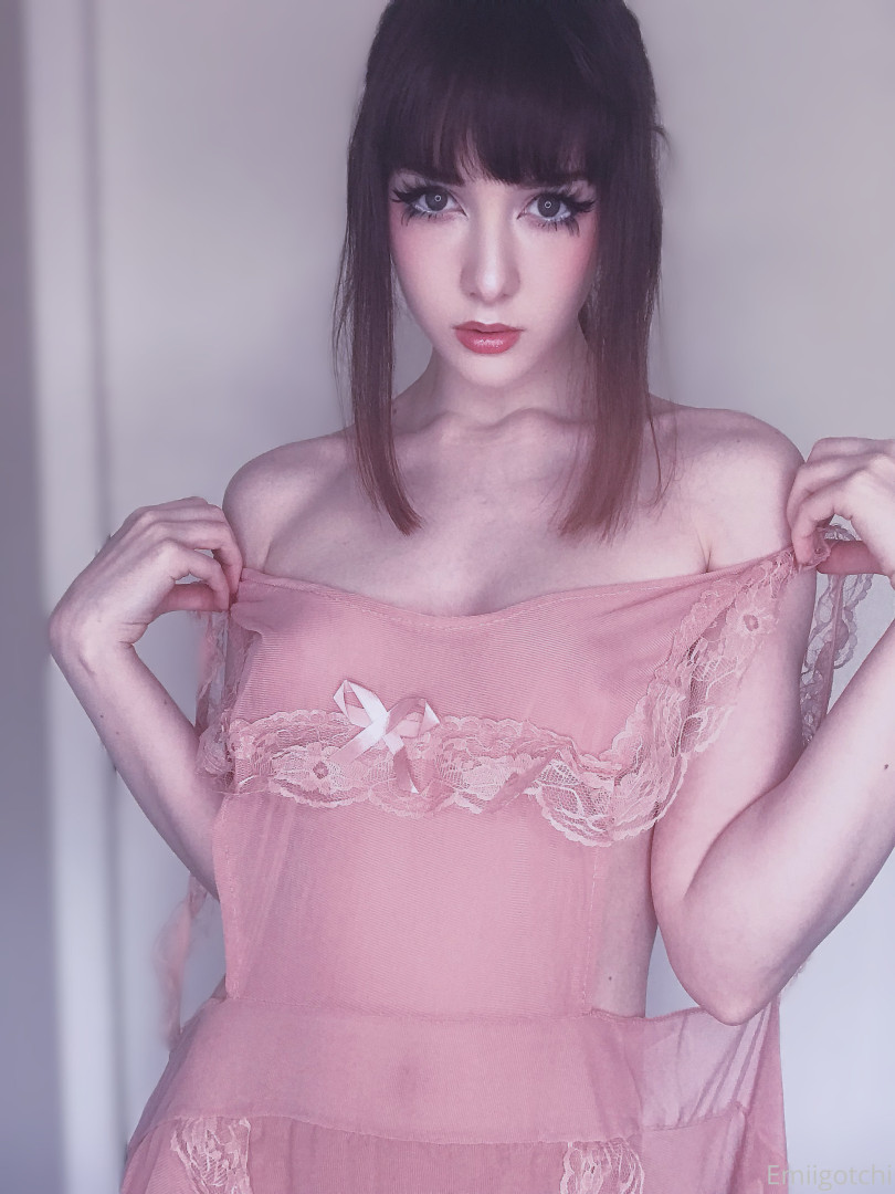 Photo by emiigotchi published on June 10,2023 01:43:40 - BestThots