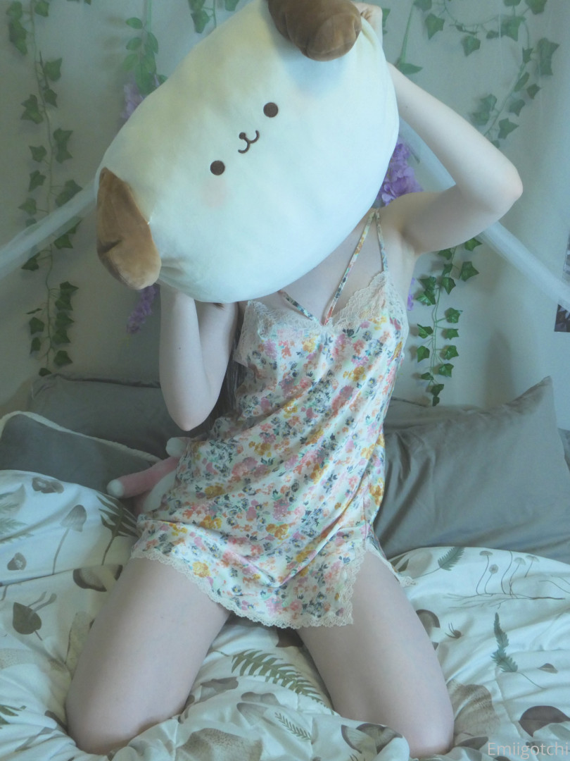 Photo by emiigotchi published on June 10,2023 01:49:59 - BestThots