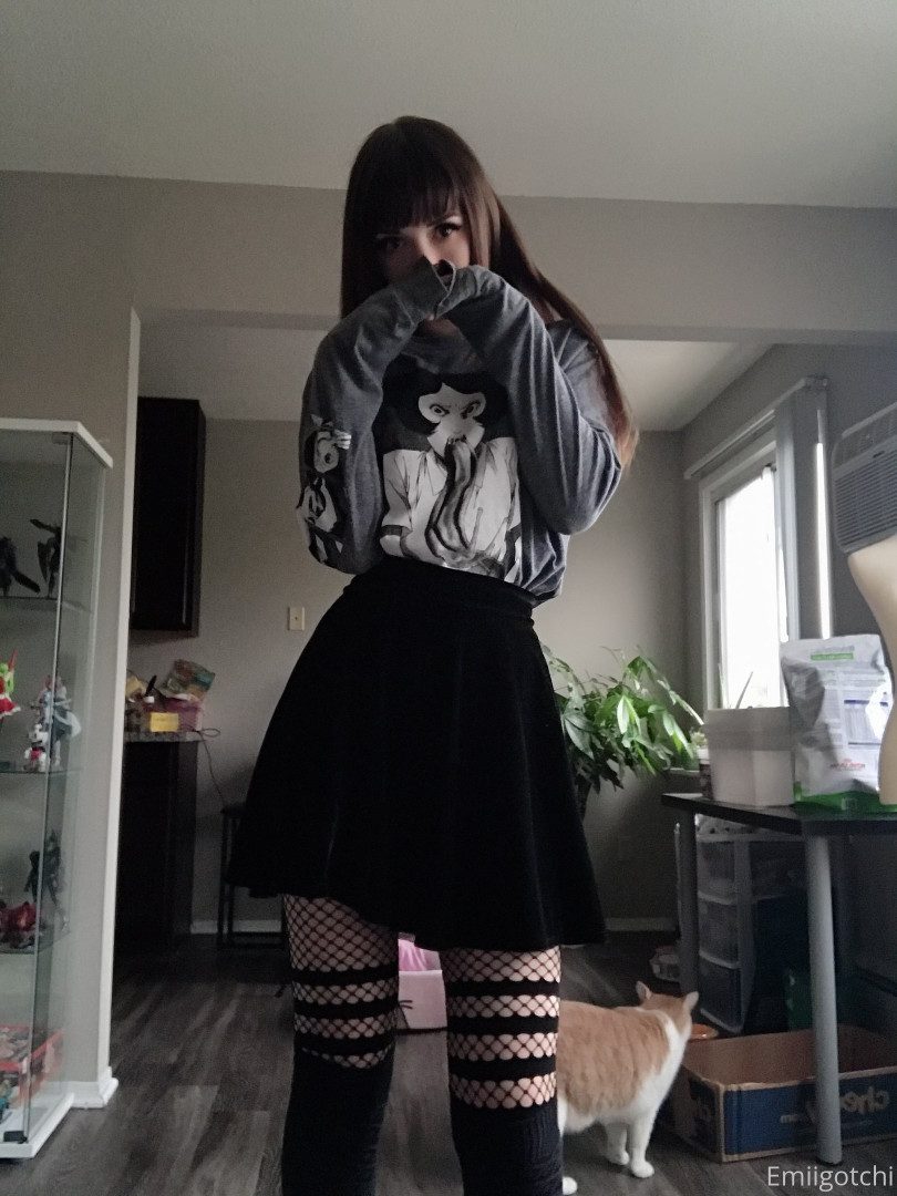 Photo by emiigotchi published on June 10,2023 01:55:42 - BestThots