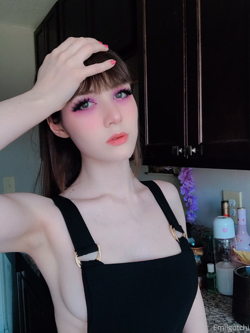 Photo by emiigotchi published on June 10,2023 02:06:49 - BestThots