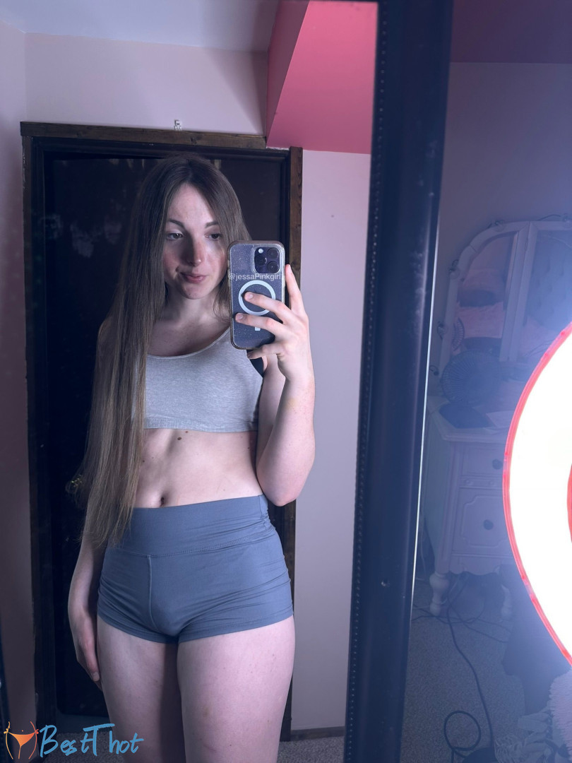 Photo by jessapinkgirl published on January 26,2025 05:03:15 - BestThots