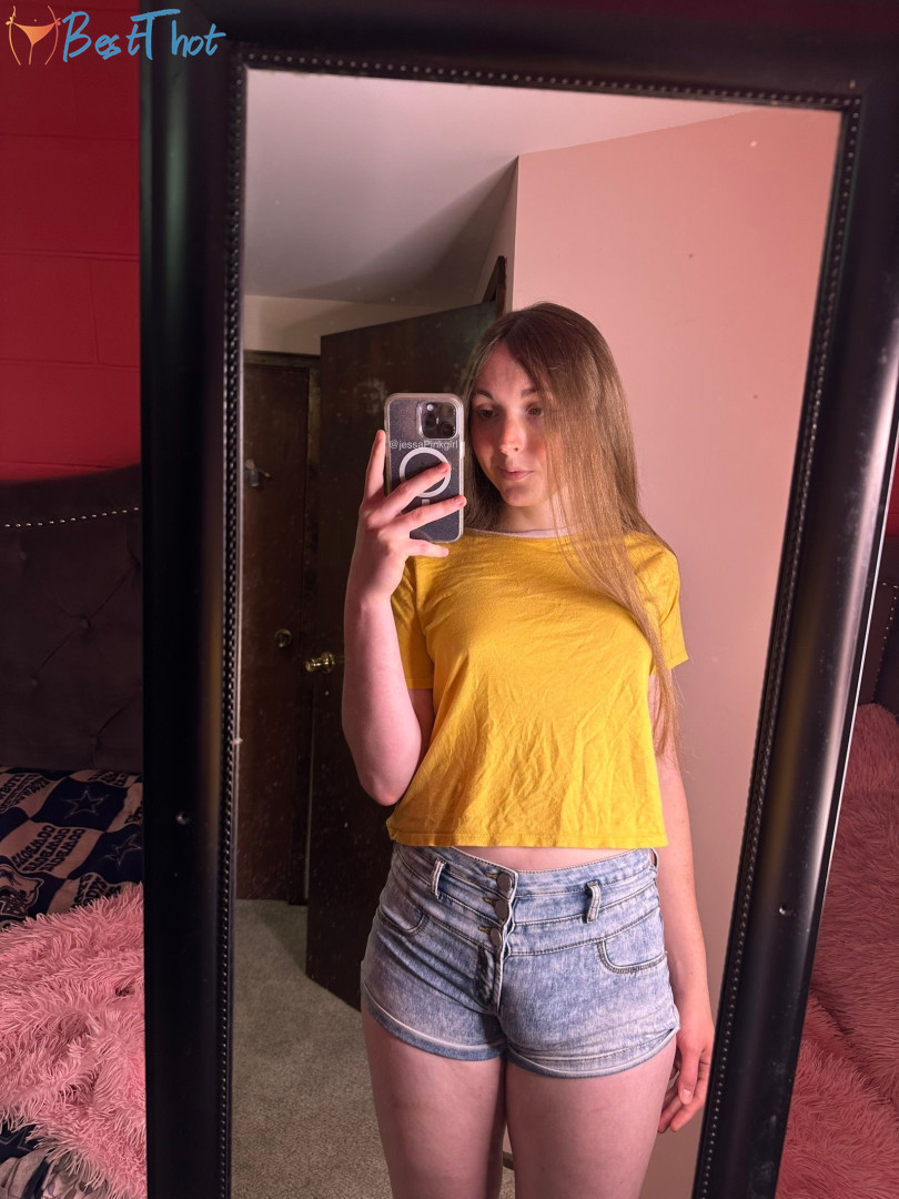 Photo by jessapinkgirl published on January 26,2025 11:00:48 - BestThots