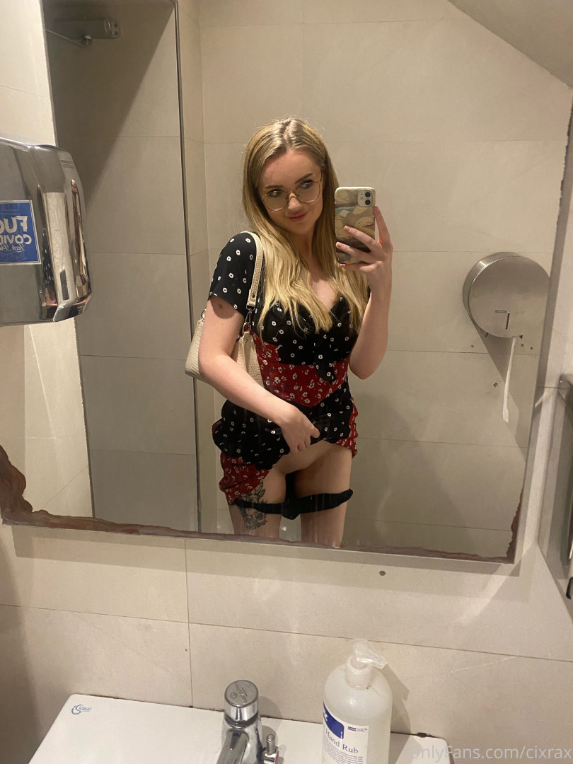 Photo by cixrax published on October 16,2023 09:00:14 - BestThots