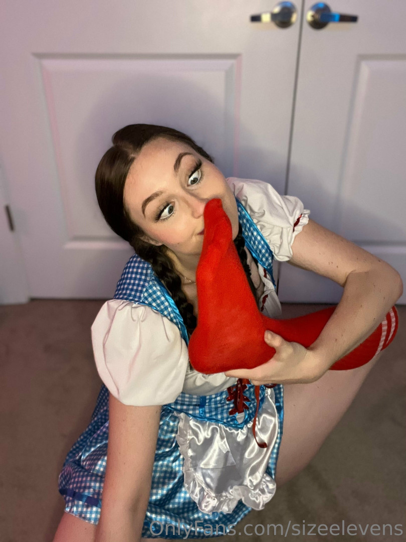 Photo by sizeelevens published on May 17,2023 23:24:49 - BestThots