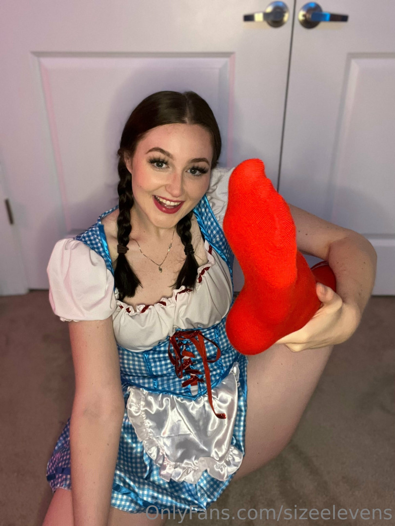 Photo by sizeelevens published on May 17,2023 23:31:39 - BestThots